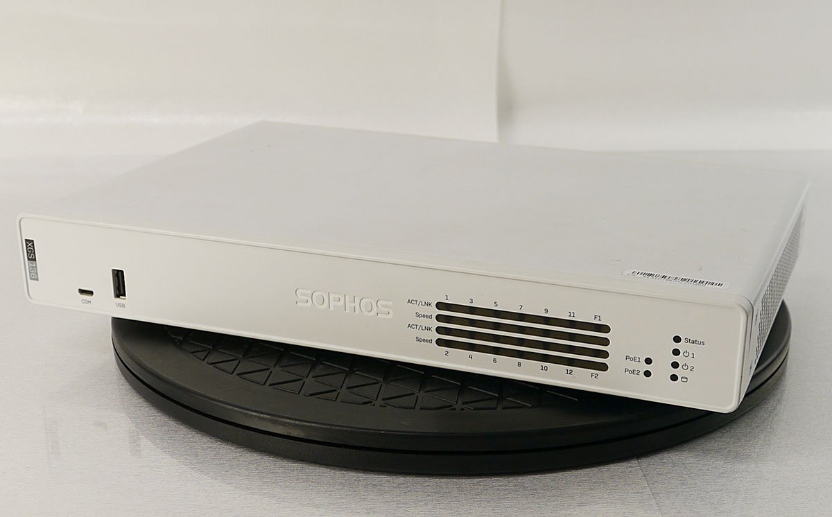 ライセンス26年11月 AC付 初期化済 Sophos XGS136 次世代型 ファイアウォール アプライアンス ネットワーク S011308
