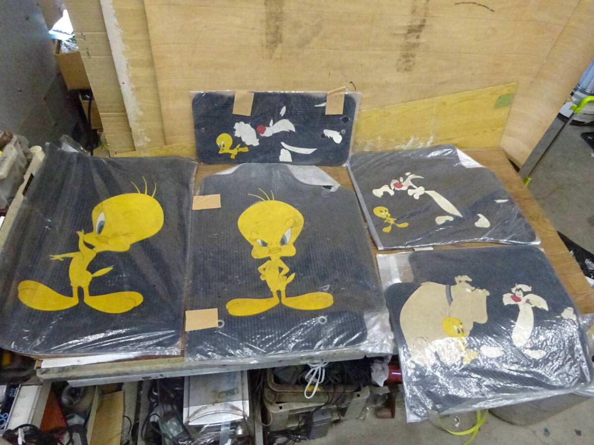 300、ツイーテイー　汎用ゴムマット　未使用保管品　前橋市から