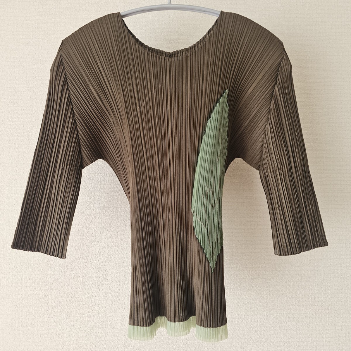 838☆ PLEATS PLEASE ISSEY MIYAKE プリーツプリーズ 葉 リーフ カットソー ブラウス ブラウン グリーン 3