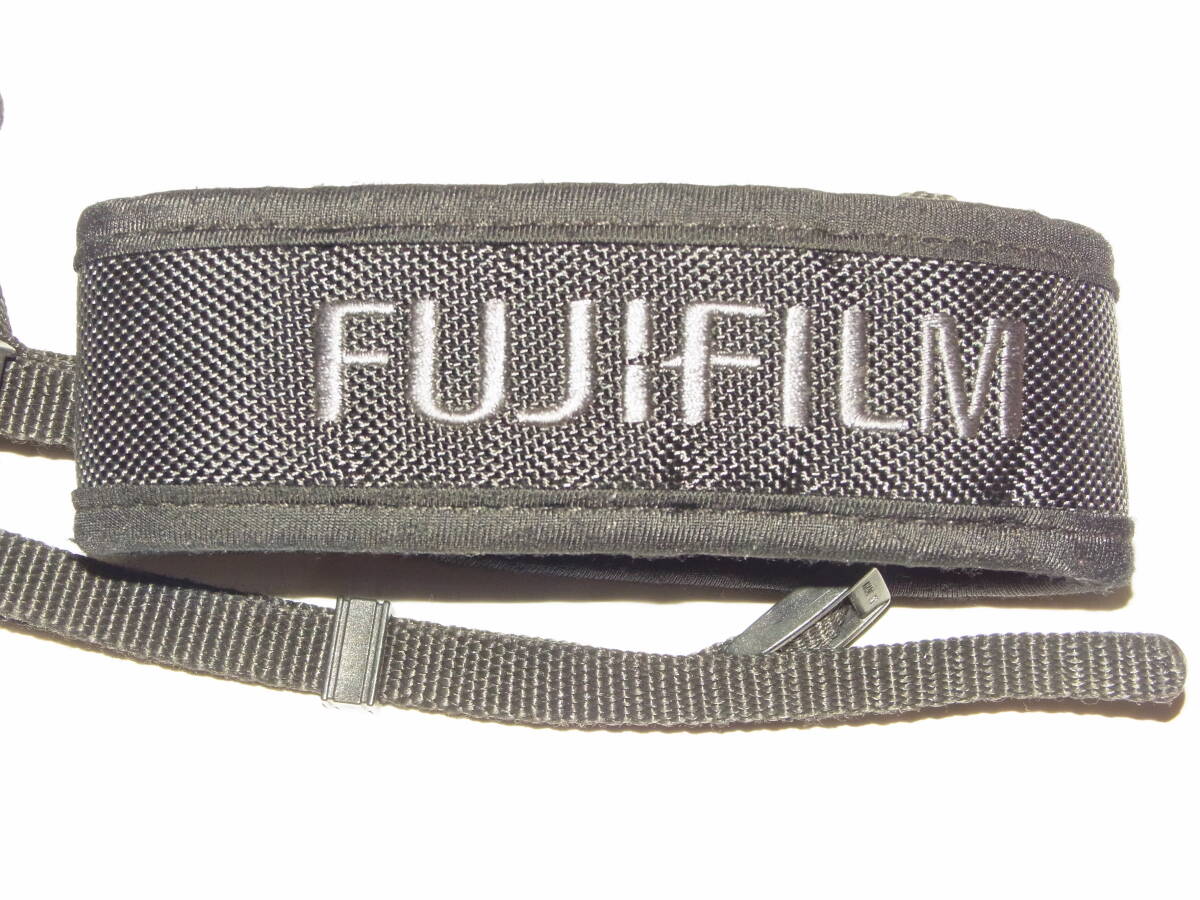 FUJIFILM　GFX　ストラップ　スレ有り
