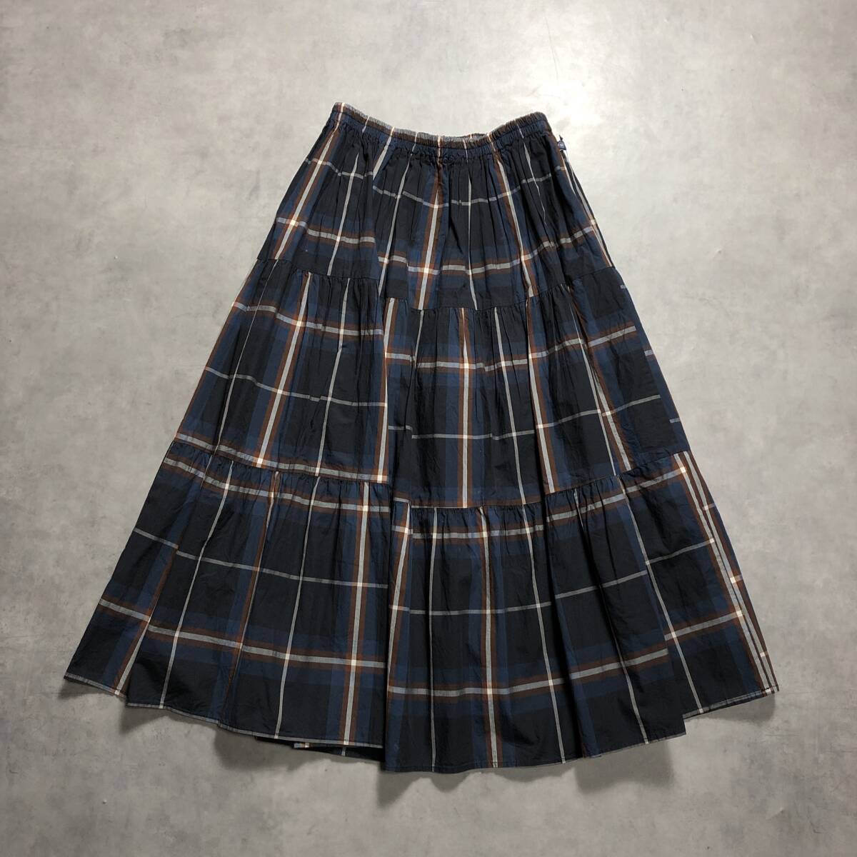 WQ1021●Rockmount Ranch Wear：チェックティアードスカート ●S● ネイビー系 コットン フレア ギャザー ロングスカート made in USA