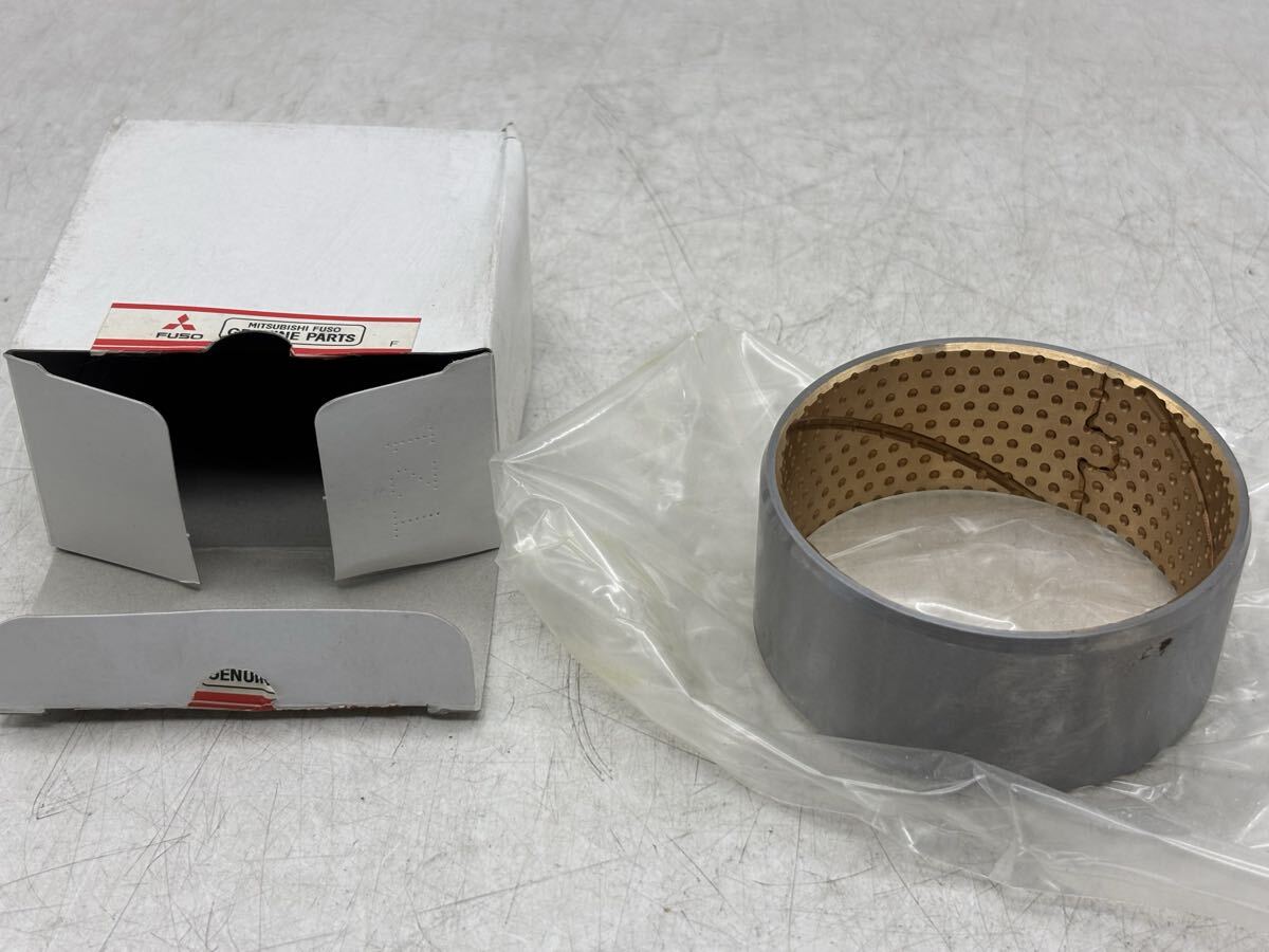 【保管品】三菱 ふそう 1456389300 純正 ストック パーツ 未使用 ブッシング FAN 現状品 DM0107M