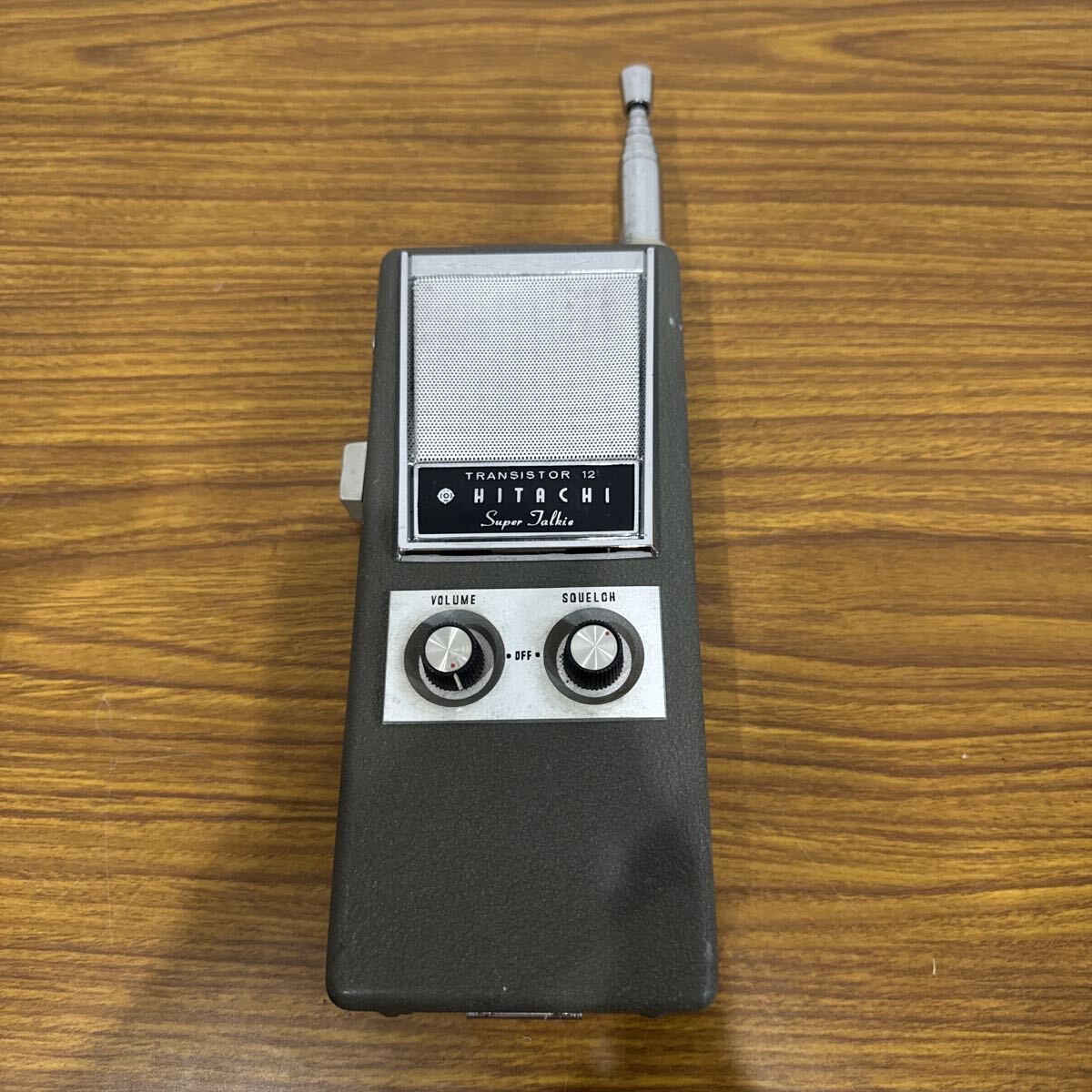 管260105 d ★ 【昭和レトロ】 HITACHI TRANSISTOR 12 CH-1240 動作未確認　本体のみ☆★ 