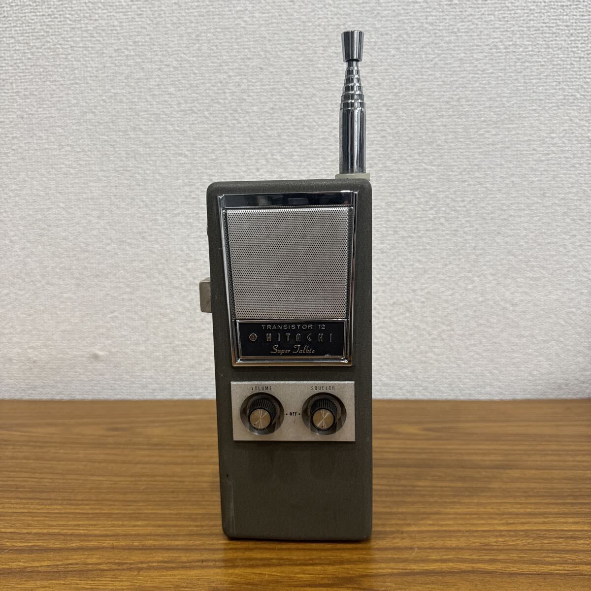 管260105 e ★ 【昭和レトロ】 HITACHI TRANSISTOR 12 CH-1240 動作未確認　本体のみ☆★ 