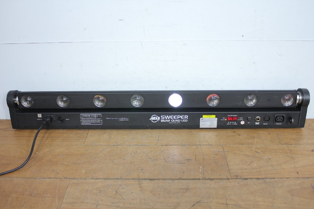 ☆【2H0128-1】 ADJ アメリカンディージェイ パルスストロボ照明 SWEEPER BEAM QUAD LED 100V スポットライト 照明 ジャンク