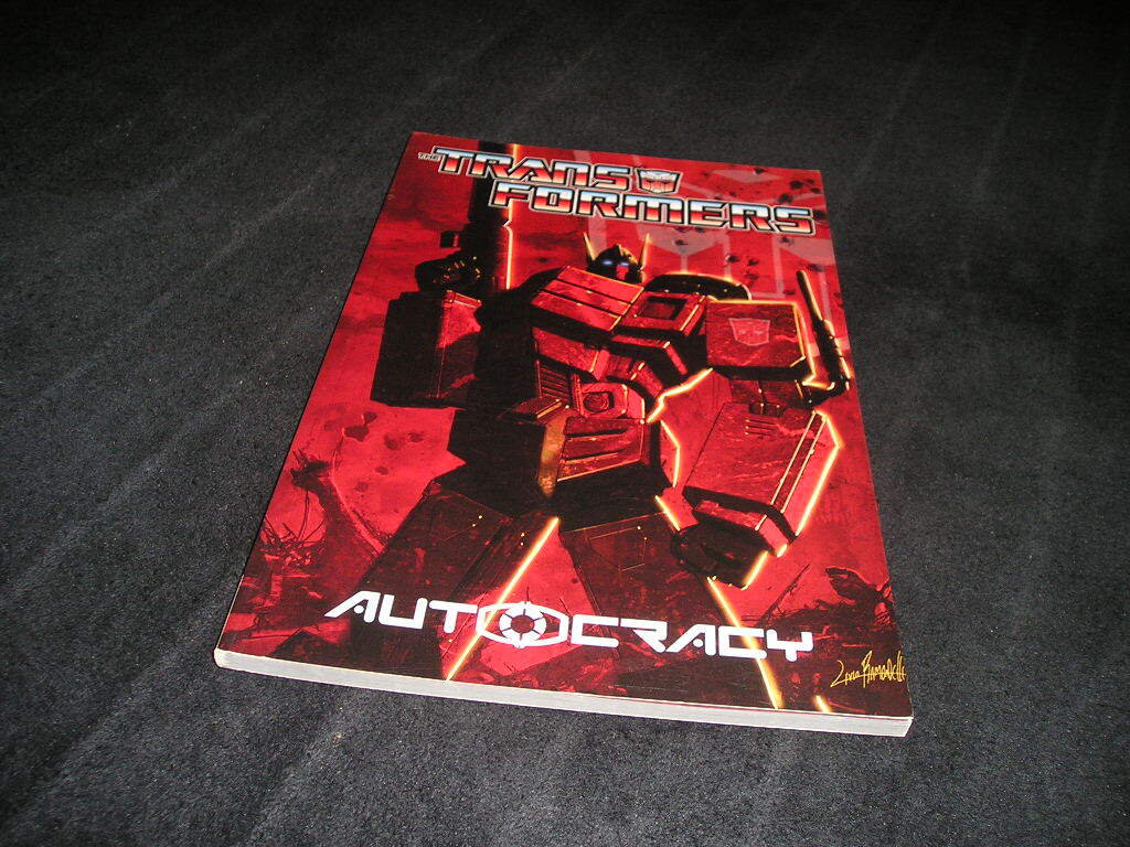 THE TRANSFORMERS　AUTOCRACY　IDW　トランスフォーマー　アメコミ　洋書