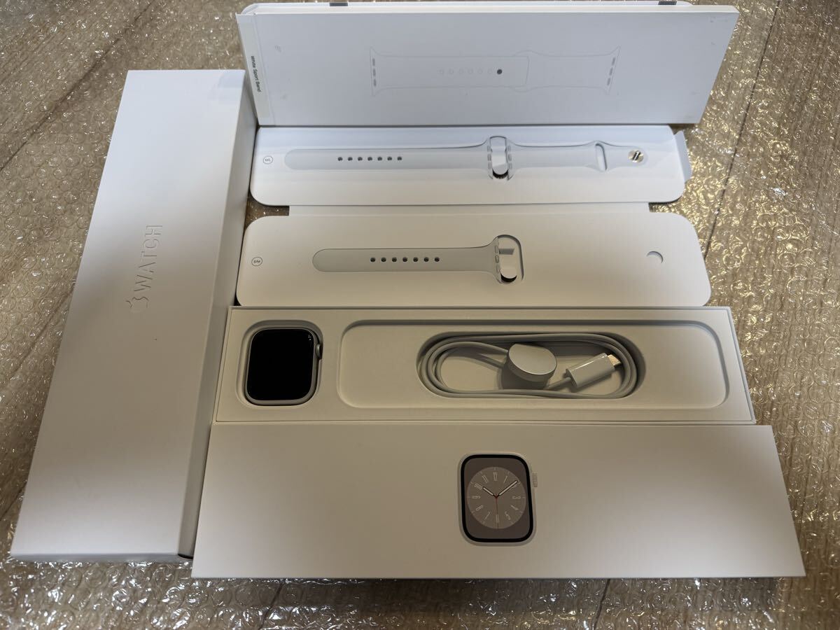 超美品　Apple Watch Series 8 45mm シルバーアルミニウム　　バッテリー100% バンド未使用