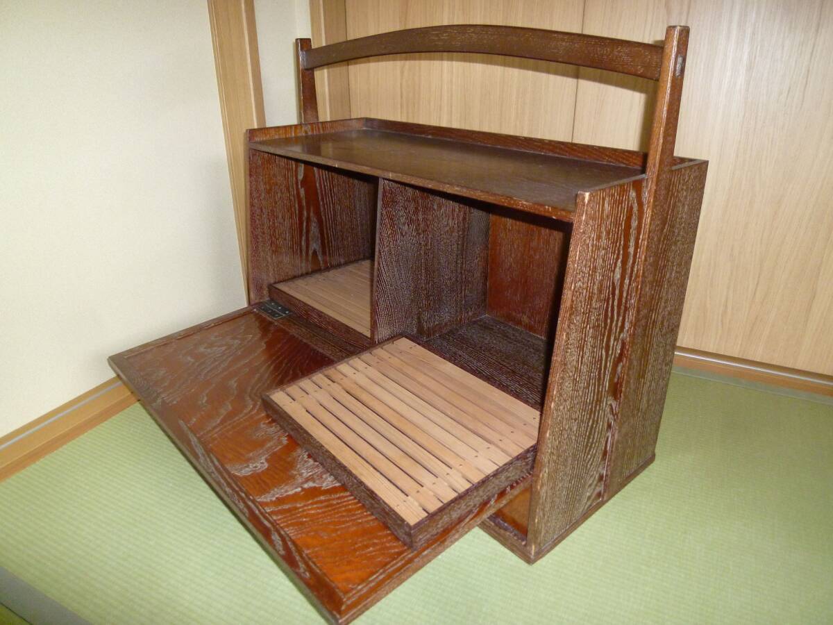 【即決】欅(けやき) 材 茶棚（65㎝×55㎝×28cm） 飾り棚 ケヤキ 茶箪笥 和家具 小物入 茶道具 茶器入れ 煎茶棚 指物 器局 茶道具 茶棚 