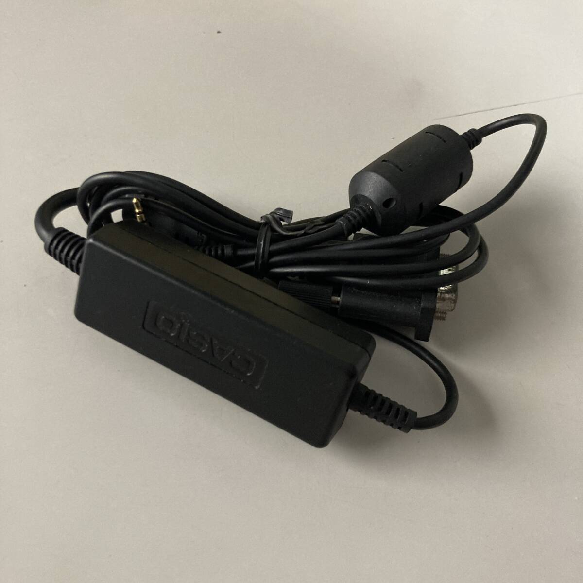 ★ CASIO 9ピンケーブル 中古品 F2393