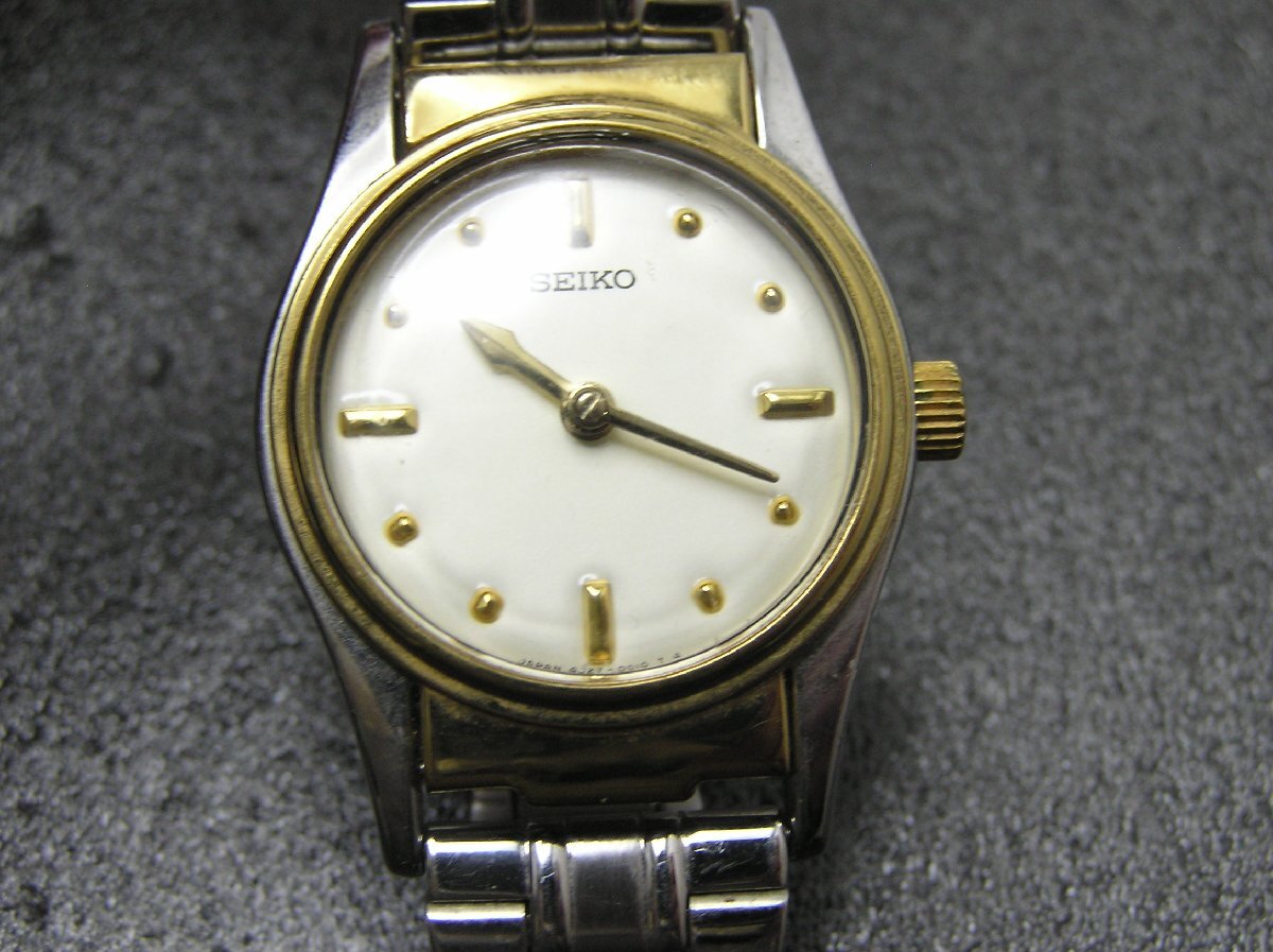 ★ハローカメラ★1円スタート 0330 セイコー SEIKO 4J27-0010 レディース クォーツ 腕時計 ジャンク 要修理