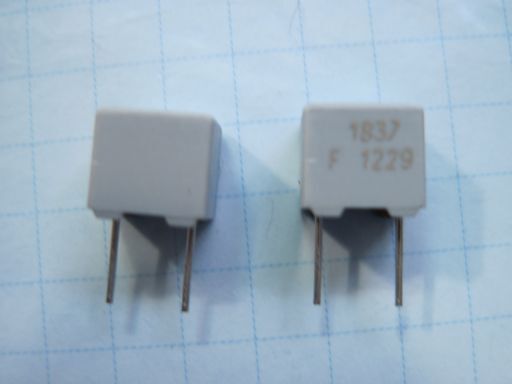 P00214D　ERO　PPフィルムコンデンサ　MKP1837シリーズ　0.01μF±1%(10nF±1%)　100V　未使用品で長期保存品　2個セット