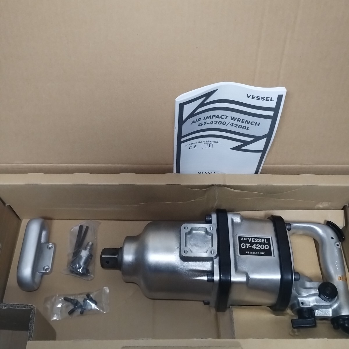 新品 ベッセルVESSEL 大型エアーインパクトレンチ エアツール GT-4200 DIY 自動車整備工具 トラック 工業用 送料無料