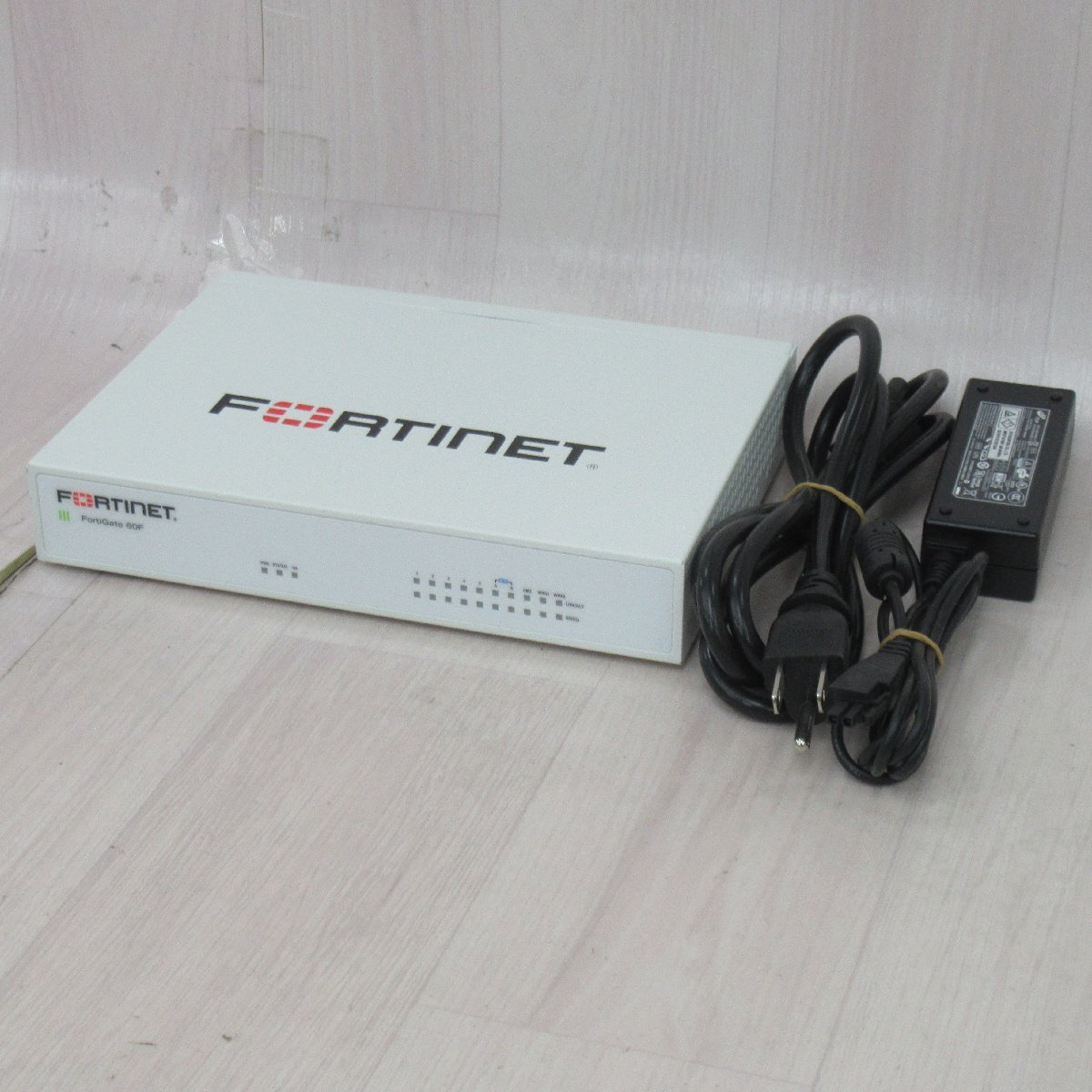▲Fortinet FG-60F FortiGate-60F UTM Fw:v7.2.9 ライセンス29年01月12日迄 保証有 XY 19821#