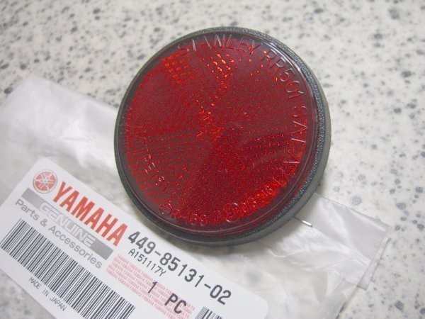 ★449-85131-02 リフレクタ，リヤ １ ☆2/ ヤマハ純正新品 リヤ リフレクター RZ250 RZ350 RD250 RD350 DT