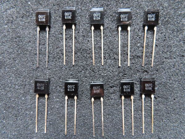【未使用】フォトダイオード ？ 06FC １０個まとめて