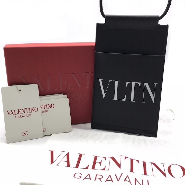 未使用品 VALENTINO ヴァレンティノ スマートフォン ケース ポーチ ショルダー バッグ カード入れ レザー ブラック ユニセックス k7236