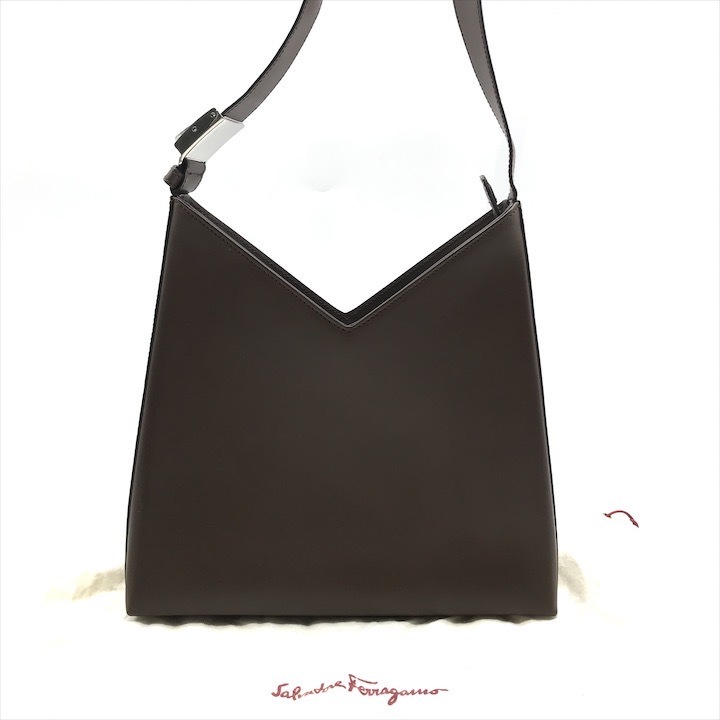 美品 Feragamo フェラガモ ショルダー トート バッグ 肩掛け ワンショルダー レザー ブラウン レディース ブランド 鞄 かばん k7365