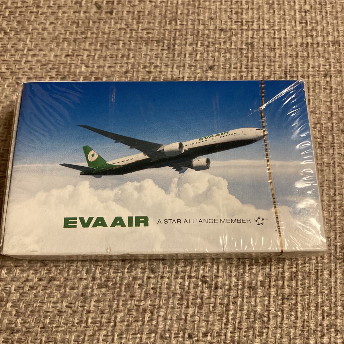 非売品　エバー航空　トランプ　未開封品　ＥＶＡ　AIR