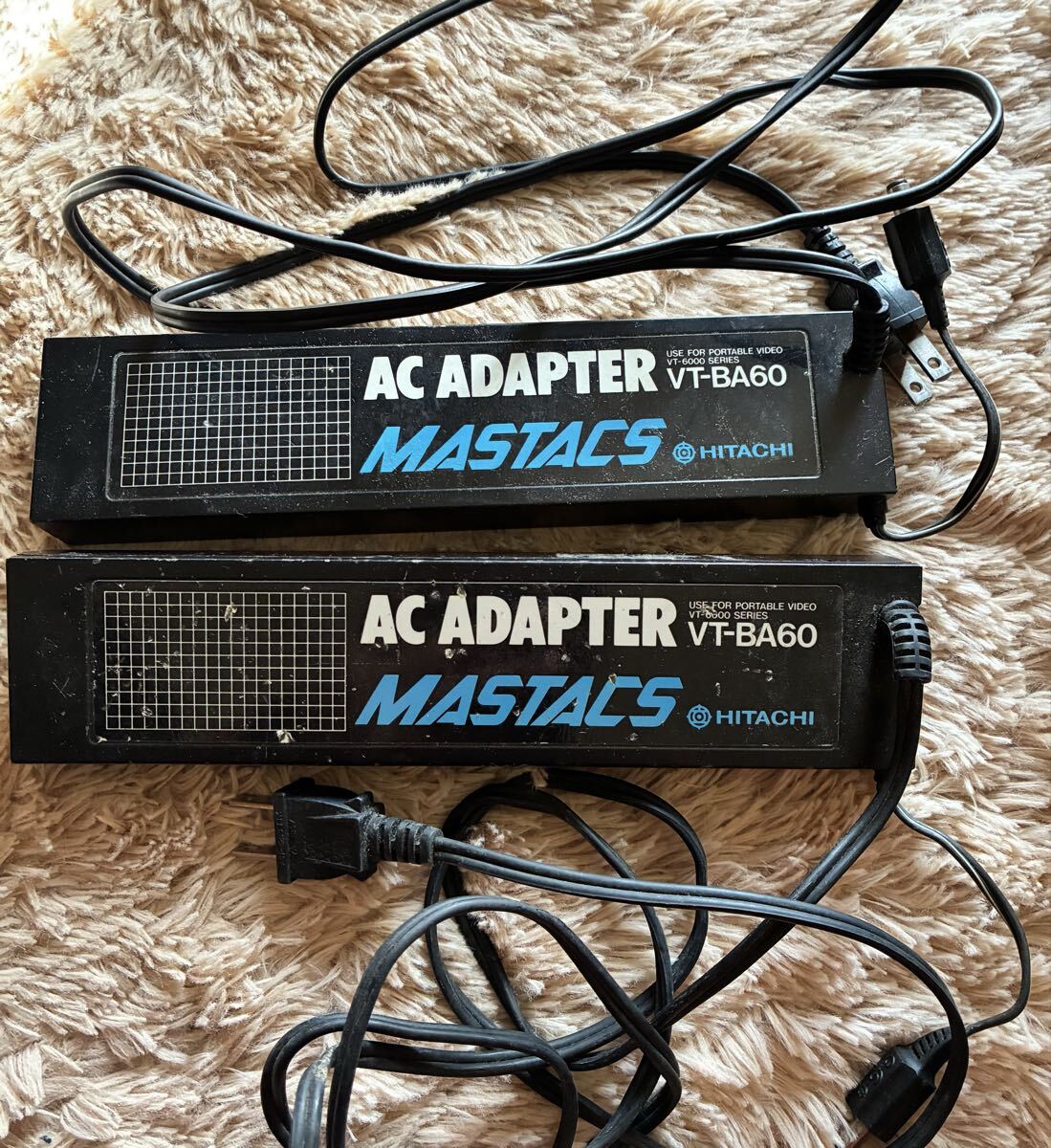日立　MASTACS ポータブル用 ACアダプター　VT-BA60 2個