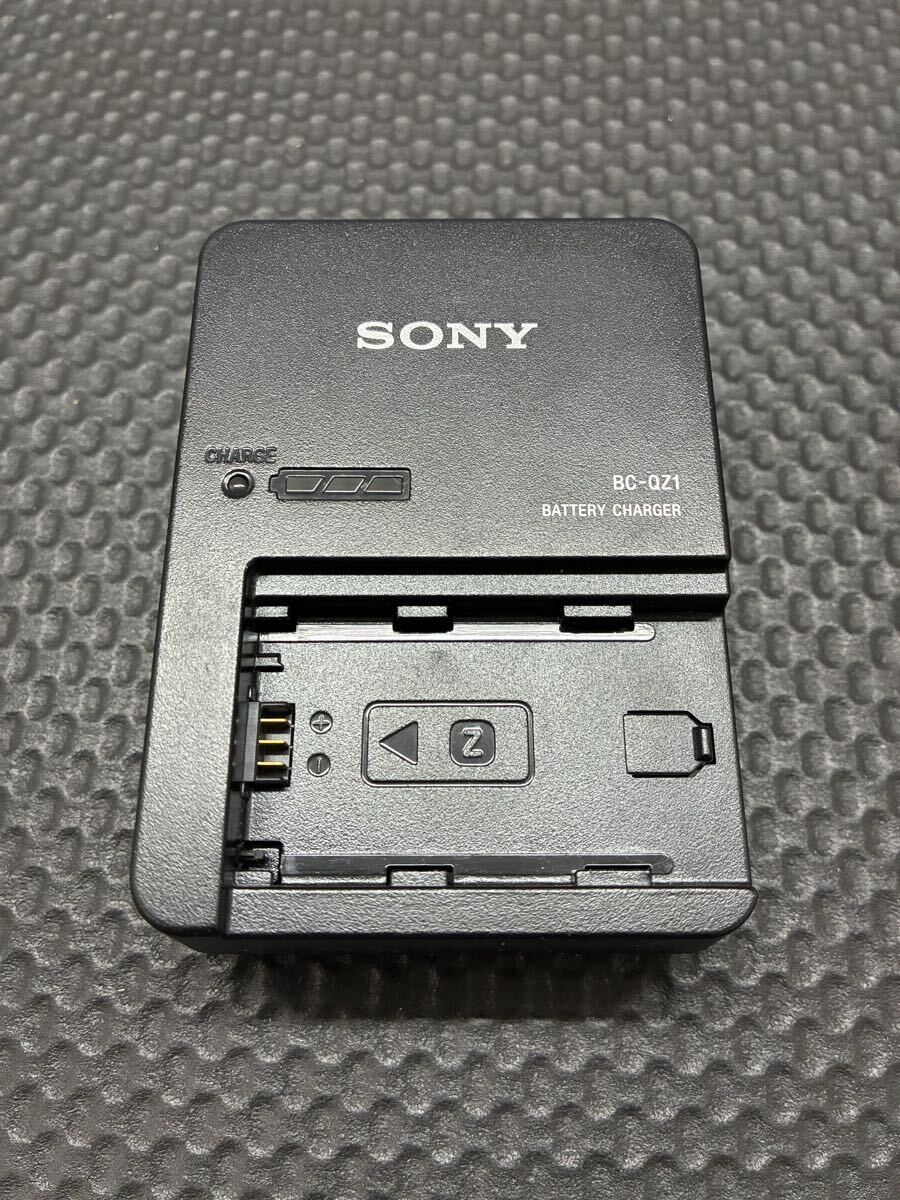 ★美品★ソニー　Sony 純正リチウムイオン電池充電器　BC-QZ1　（NP-FZ100　電池用）