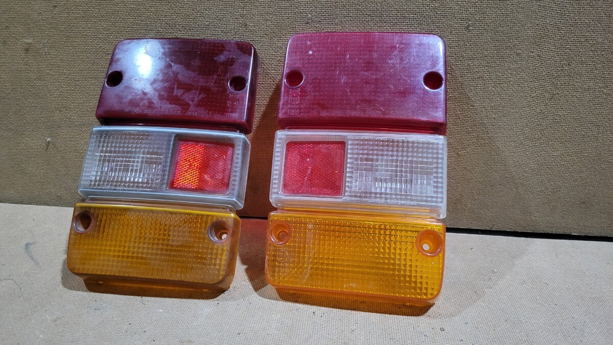 日産 ニッサン 純正 VYGE23 E23 キャラバン ホーミー テールランプ レンズ 左右セット