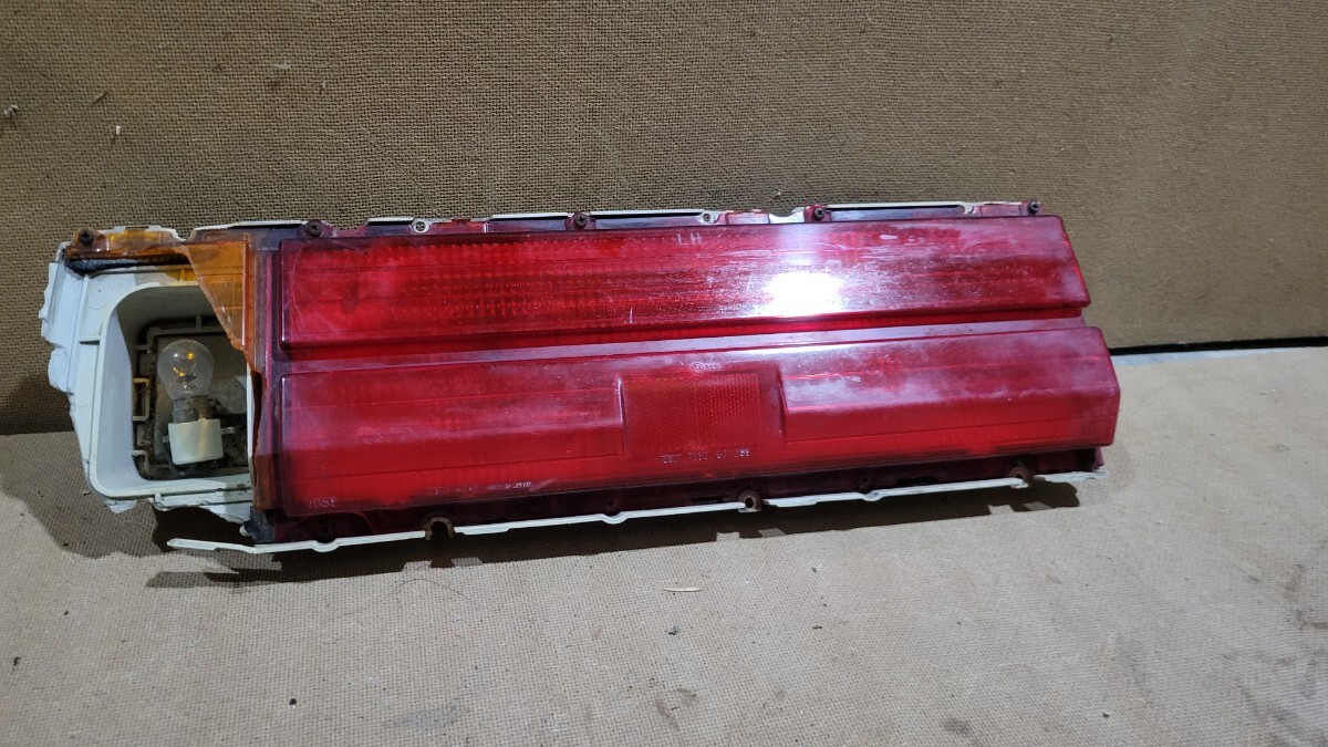 日産 430 セドリック 左 テールライト テールランプ 当時物 旧車 中古品 ジャンク