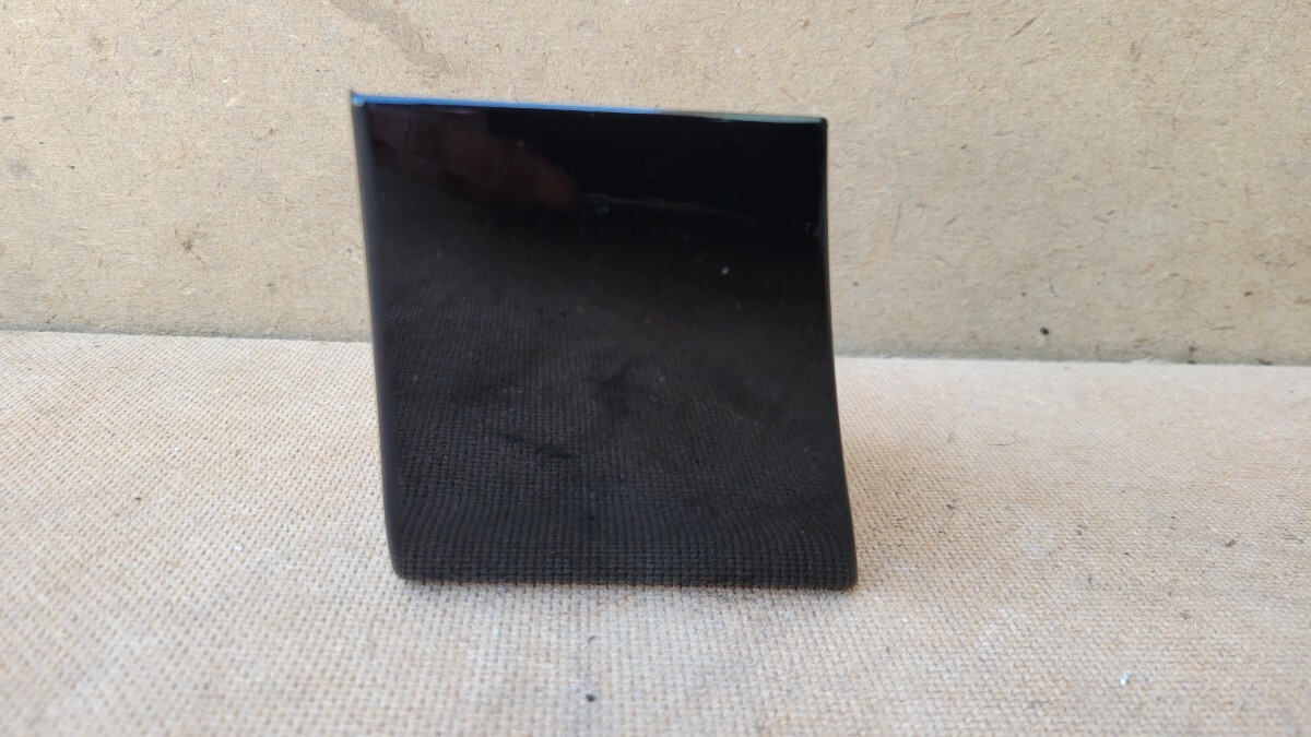 美品！トヨタ 30系 中期 ヴェルファイア 純正 左 フロントフェンダー マッドガード 黒