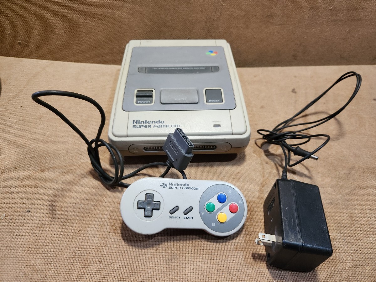 任天堂 Nintendo 本体 スーパーファミコン スーファミ SHVC-001 通電のみ確認 