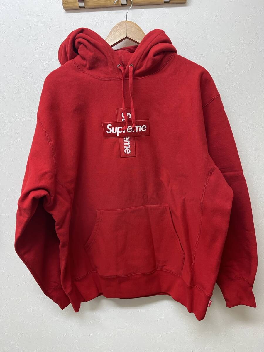 エG「32327」【タグ付】SUPREME　シュプリーム　クロスロゴ パーカー　レッド　CrossBoxLogoHoodedSweatshirt 裏起毛 スウェット　 サイズL