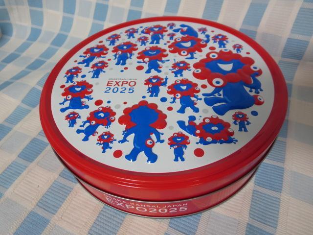 EXPO2025 大阪関西万博 ミャクミャク クッキー空き缶 エンボス加工 φ19cm