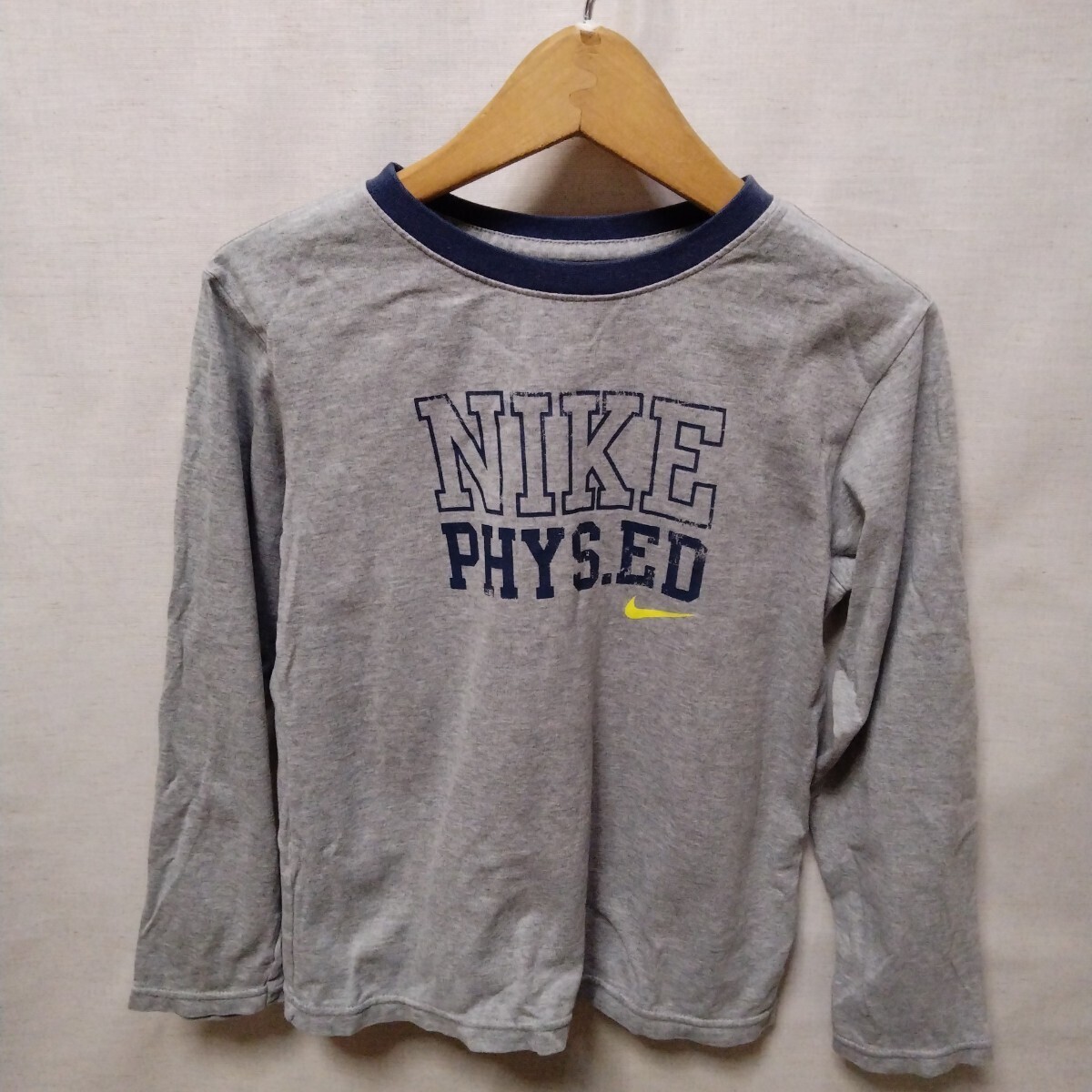 全国送料無料 ナイキ NIKE 子供服キッズ男の子綿100％長袖スポーツリンガーTシャツ ロンT 130