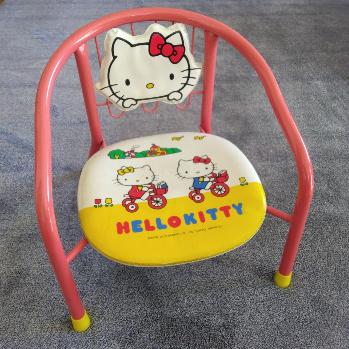ハローキティー HELLO KITTY豆いすベビーチェアー子供椅子こどもイス動物ネコねこ赤レッド幼児レトロ平成キティちゃんサンリオSANRIO当時物