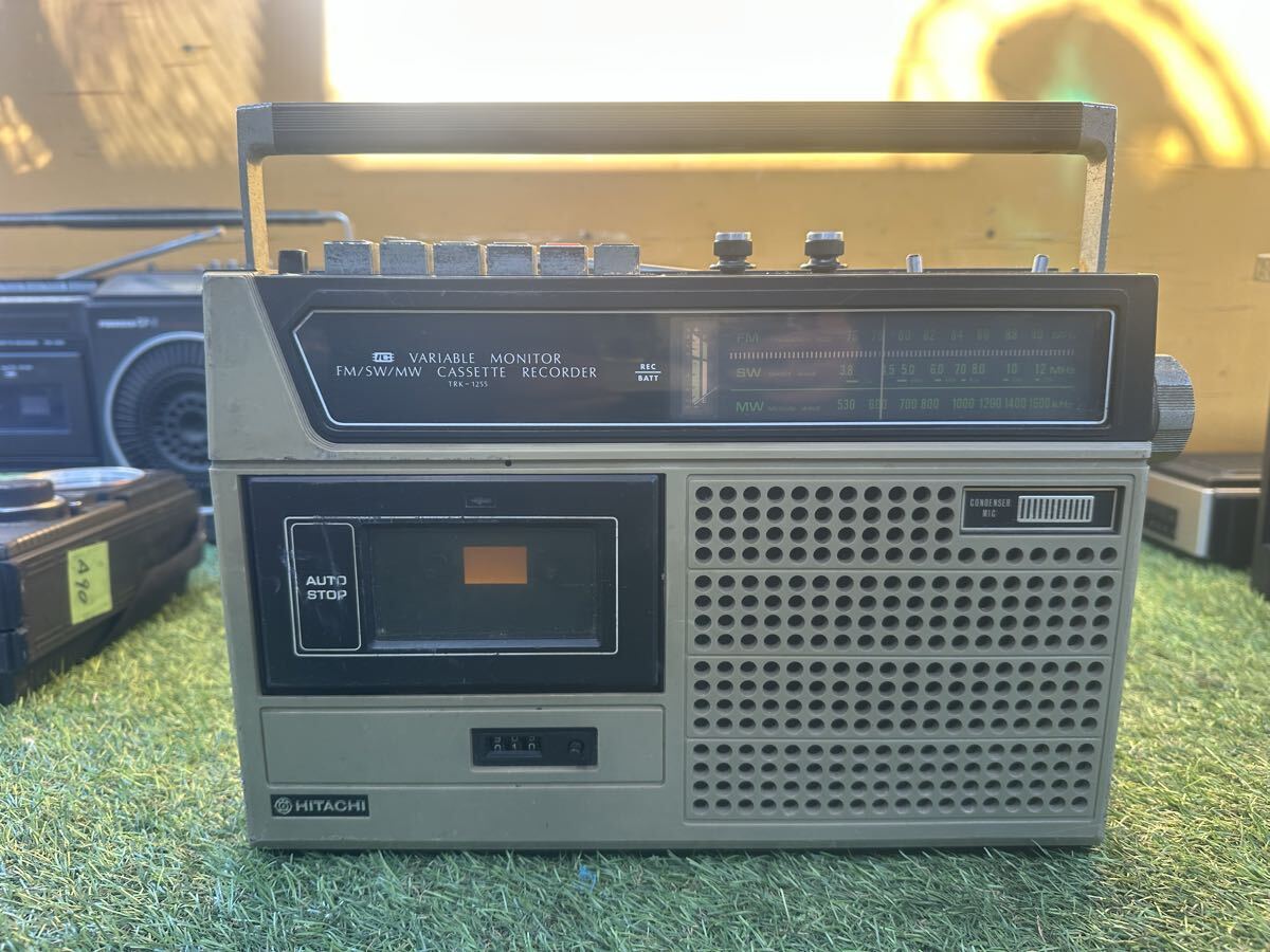 A91 HITACHI TRK-1255 FM/SW/MW CASSETTE RECORDER カセットレコーダー　通電確認のみ　現状品