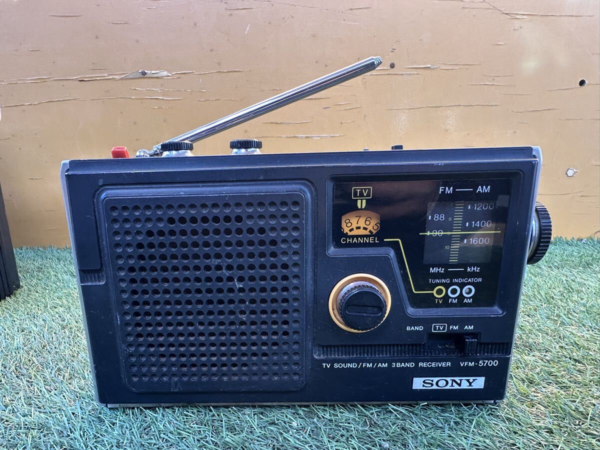 A98 SONY VFM-5700　ラジオ　動作未確認　現状品