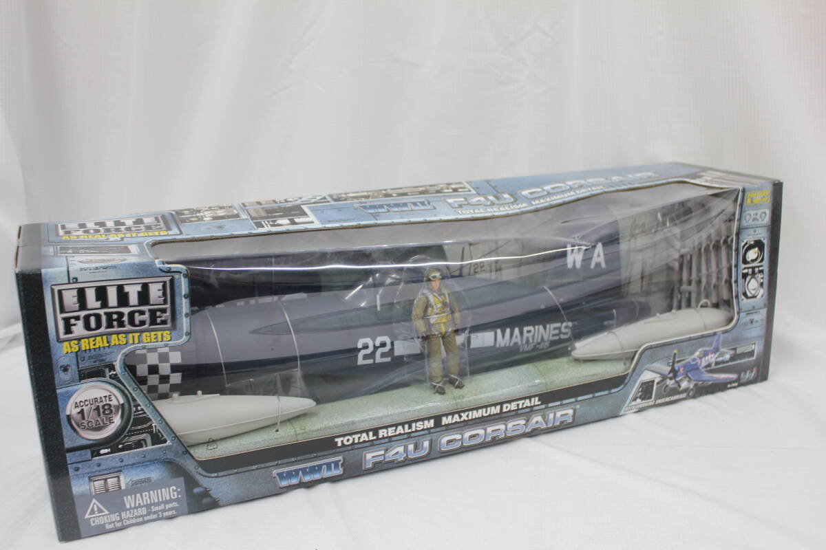 【未使用】 【元箱付き】ELITE FORCE WWII F4U CORSAIR 1/18スケール 飛行機 フィギュア F79