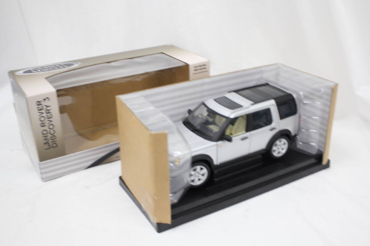 【未使用】 【元箱付き】GRANDES MARQUES LAND ROVER DISCOVERY 3 1:18スケール ミニカー フィギュア F269