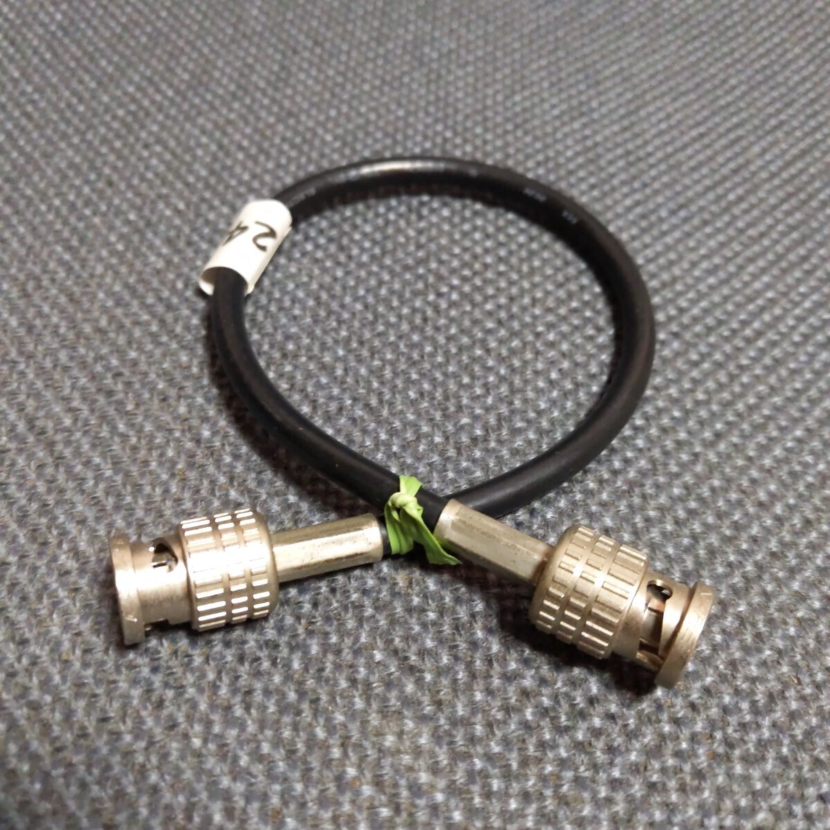 BNC ケーブル カナレコネクター NIPPON TSUSHIN ELECTRIC 3C2V 同軸ケーブル　約33cm 管理NO.2478