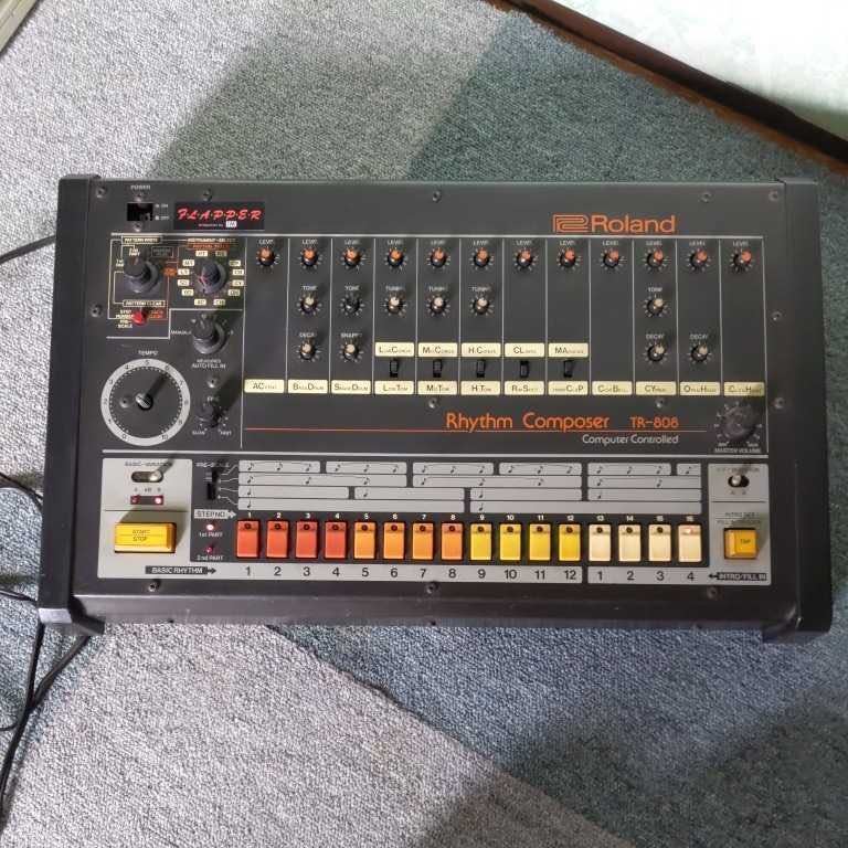 Roland Rhythm Composer TR-808　未チェック