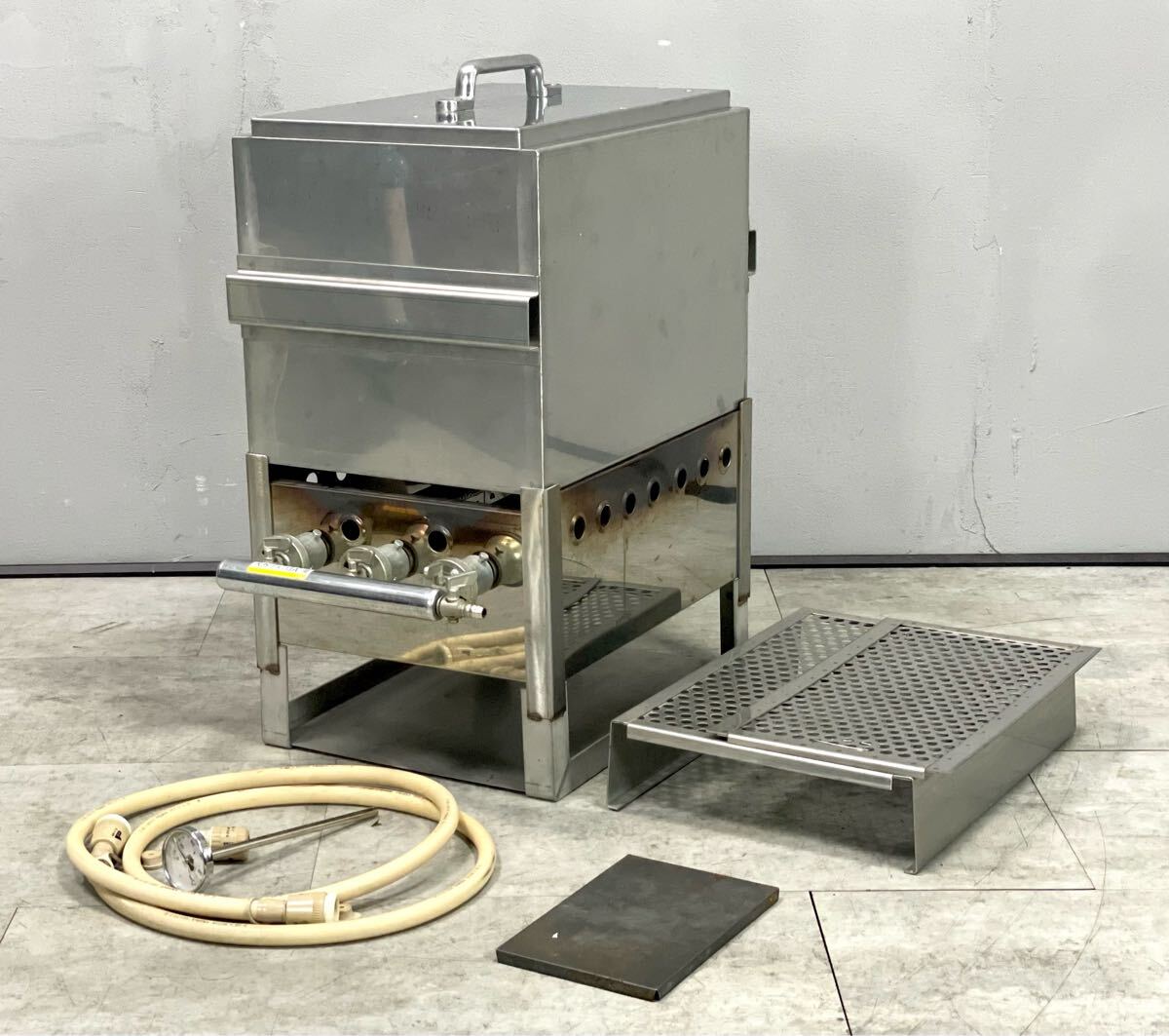 動作品■業務用 焼き芋機 天然ガス ガス式 焼きいも機 石焼き芋 模擬店 厨房 厨房機器 飲食店 店舗用品■兵庫県姫路市から 25-2033