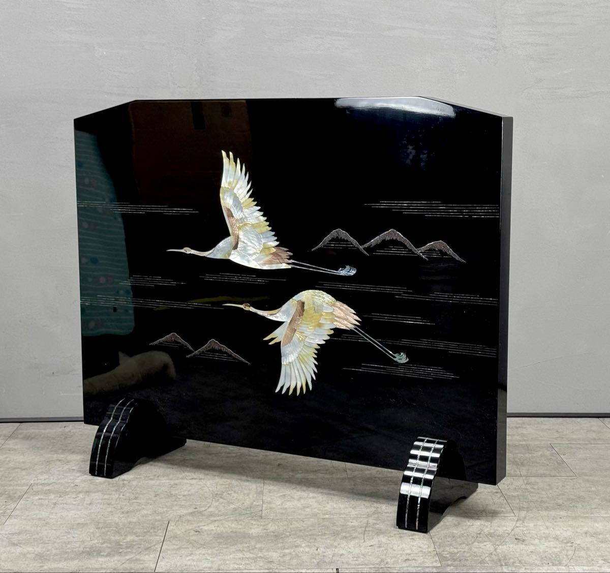 螺鈿細工 衝立 ついたて 河東 鄭 鍾 基作 伝統工芸 鶴 鳥 梅 中国家具 漆芸 インテリア ■兵庫県姫路市から A26-059