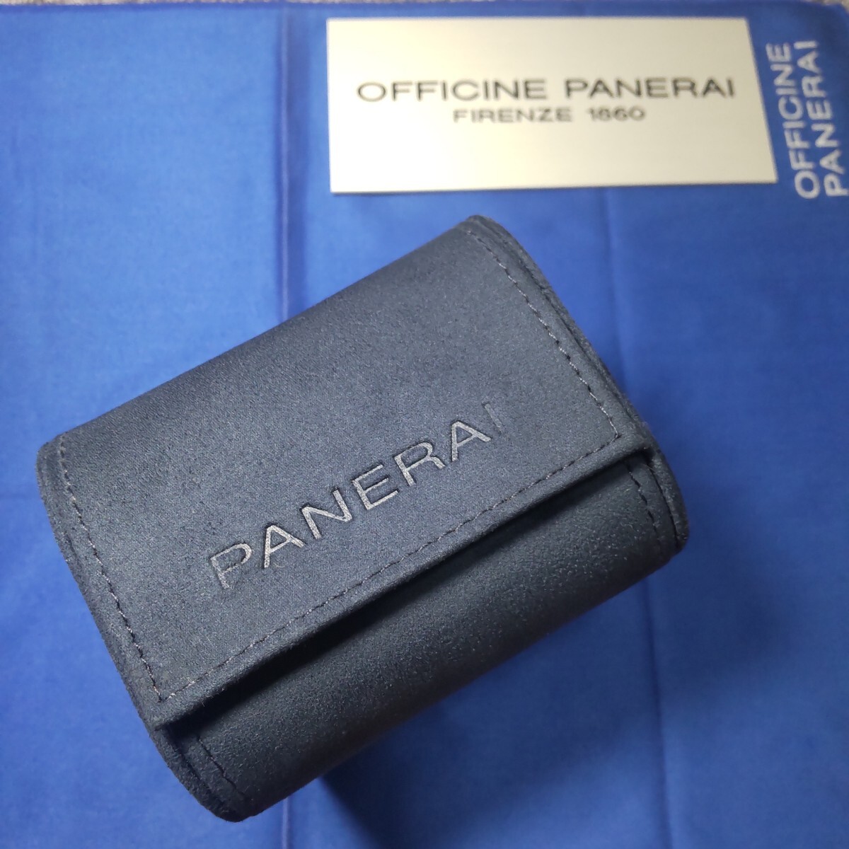 PANERAI 正規 紺 パネライ 純正 時計 携帯 ソフト 箱 ボックス ケース BOX 保護 収納 ポーチ 持運び ネイビー スエード 高級感 03 送料込み