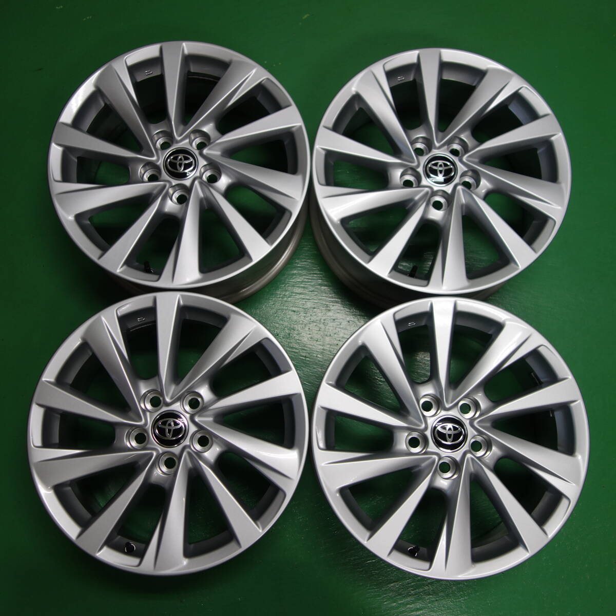 ★ 送料2600円～ 納車・新車外しトヨタ 70系 カムリ 後期 純正 17インチ アルミホイール 4本セット クラウン