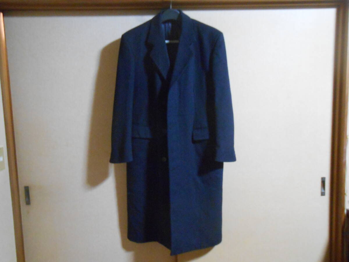 美品 英国名門 AUSTIN REED 英国製本国モデル ビンテージ（80年代位） 万能のエレガントな濃紺チェスターフィールドコート 少しスリム目のL