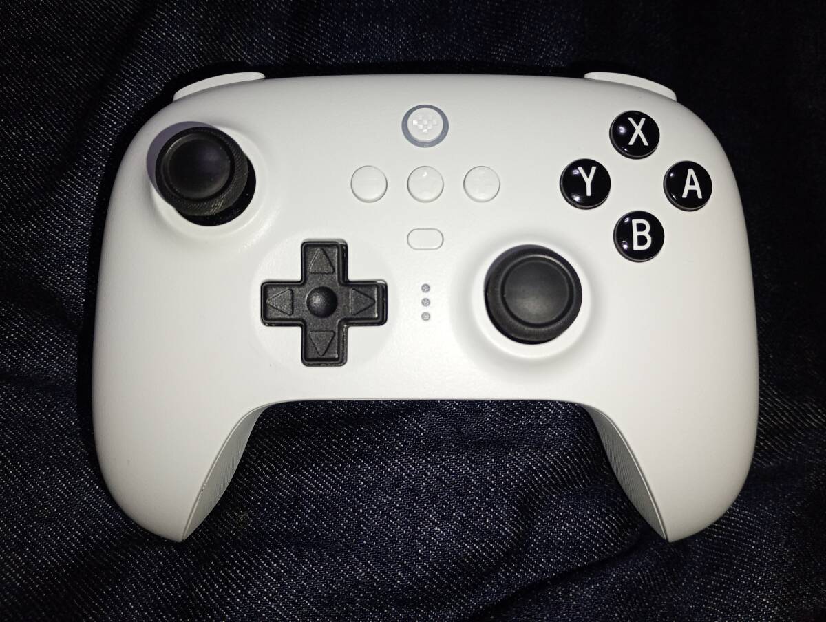 8BitDo Ultimate Bluetooth Controller ホワイト　本体のみ 動作確認OK　272