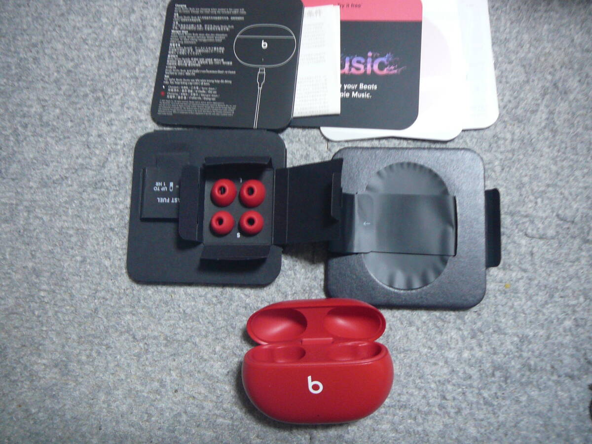 Beats Studio Buds 充電ケースのみ(イヤピース・ＵＳＢケーブル・説明書付属 USED品 動作確認済み　送料無料