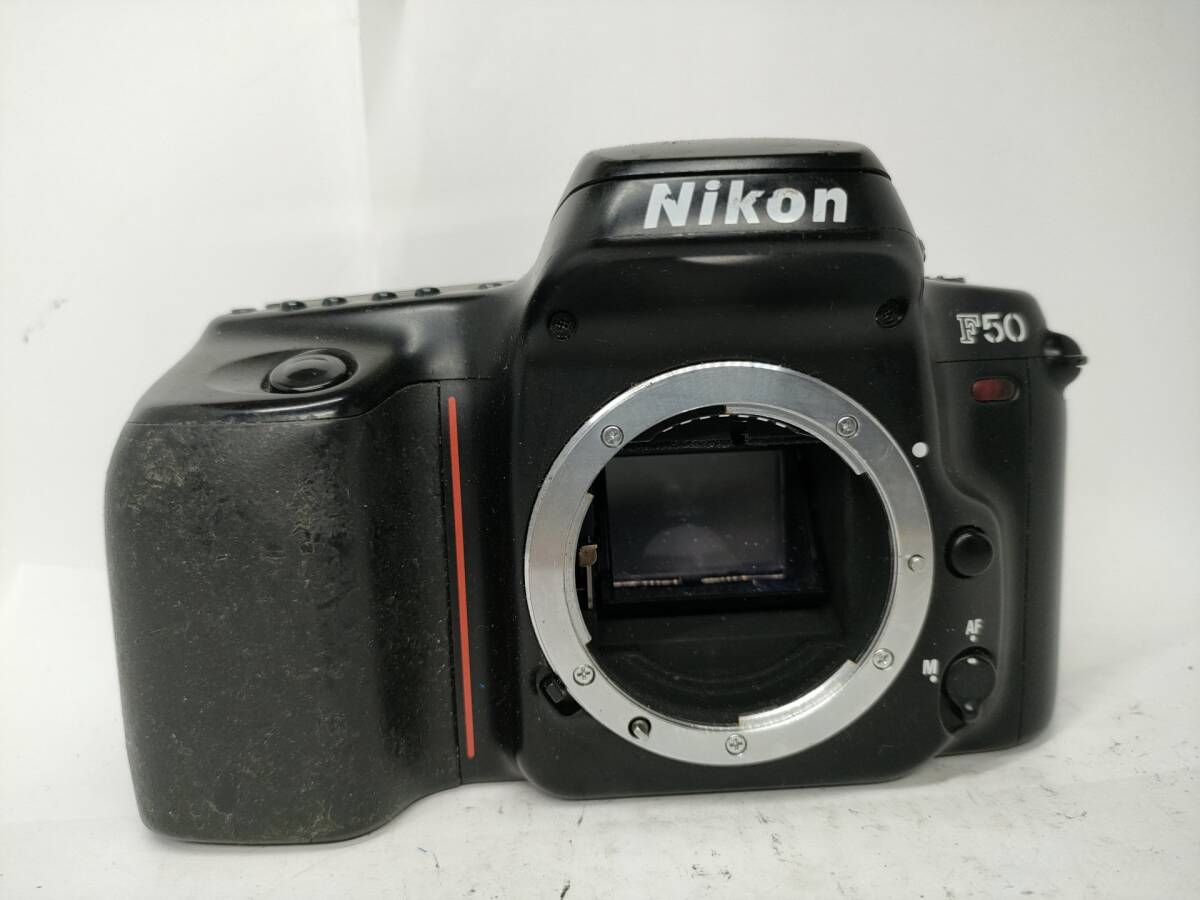 C112) Nikon F50