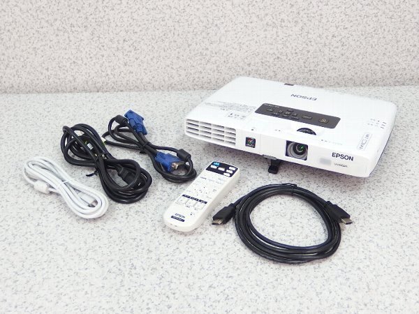 ■β【現状品】EPSON/エプソン プロジェクター【EB-1761W】 楽に設置・投写・明るい場所でも鮮明な映 ランプ時間 1265h【0119-04】