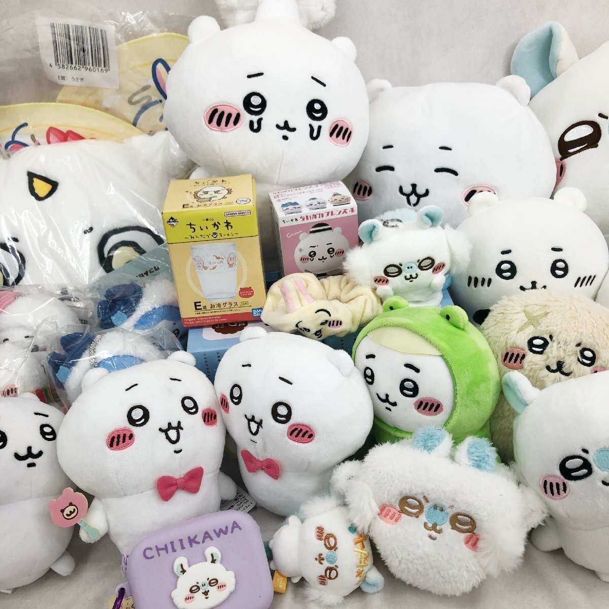ちいかわ サンアロー ぽてたま ぬいぐるみ エニマイくじ クレープくじ ハチワレ うさぎ モモンガ 古本屋 グッズ 30点 まとめ