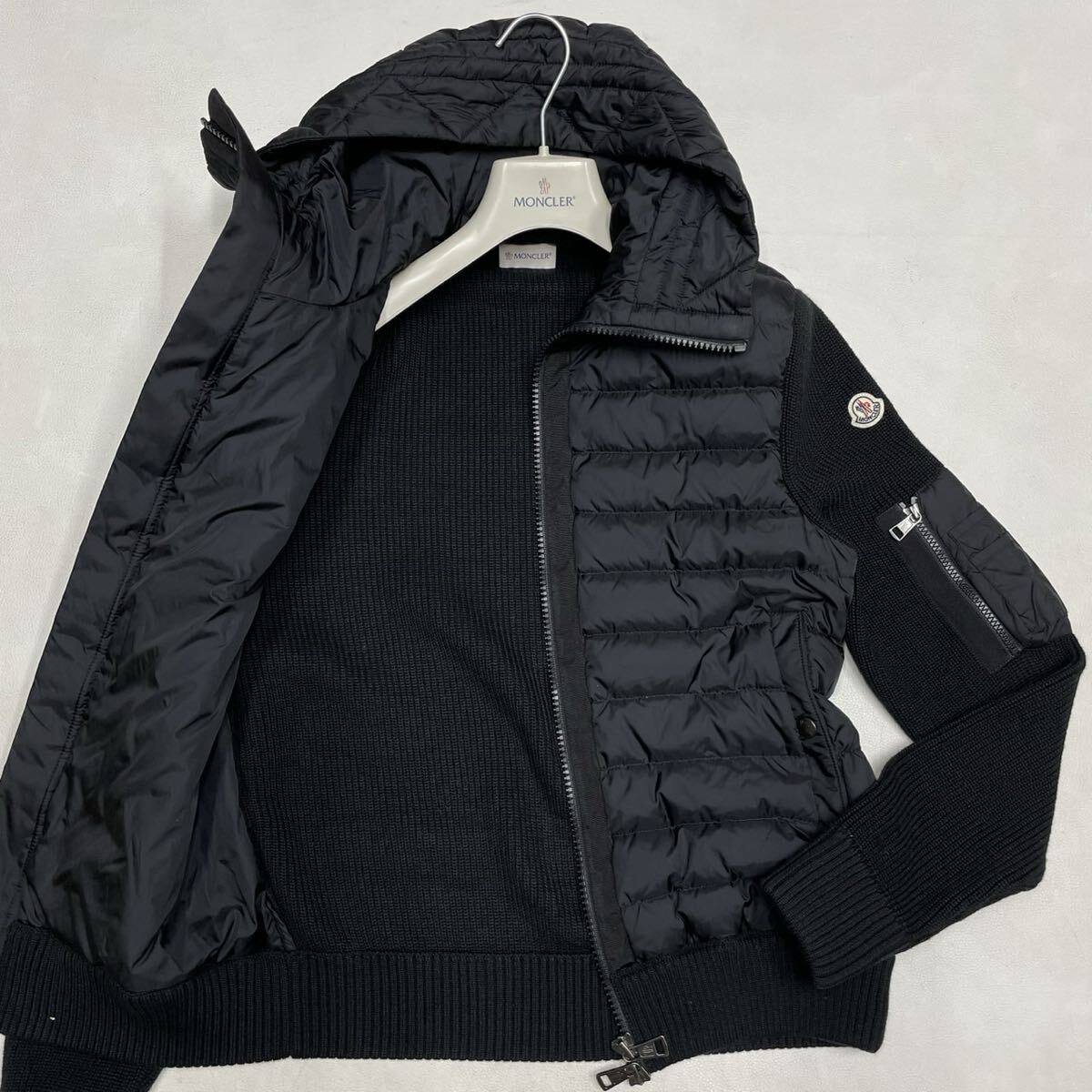 極美品 MONCLER モンクレール MAGLIONE TRICOT CARDIGAN ハイブリッド ダウン 切替 ニット ブラック 