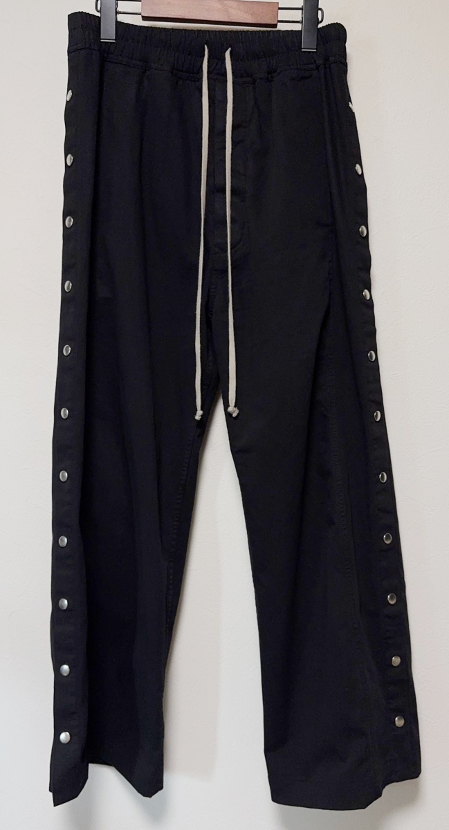 Rick Owens DRKSHDW リックオウエンスダークシャドウ　24AW pusher pants プッシャーパンツ　ツイル　黒　サイドスナップ　 DU02D2393-TW